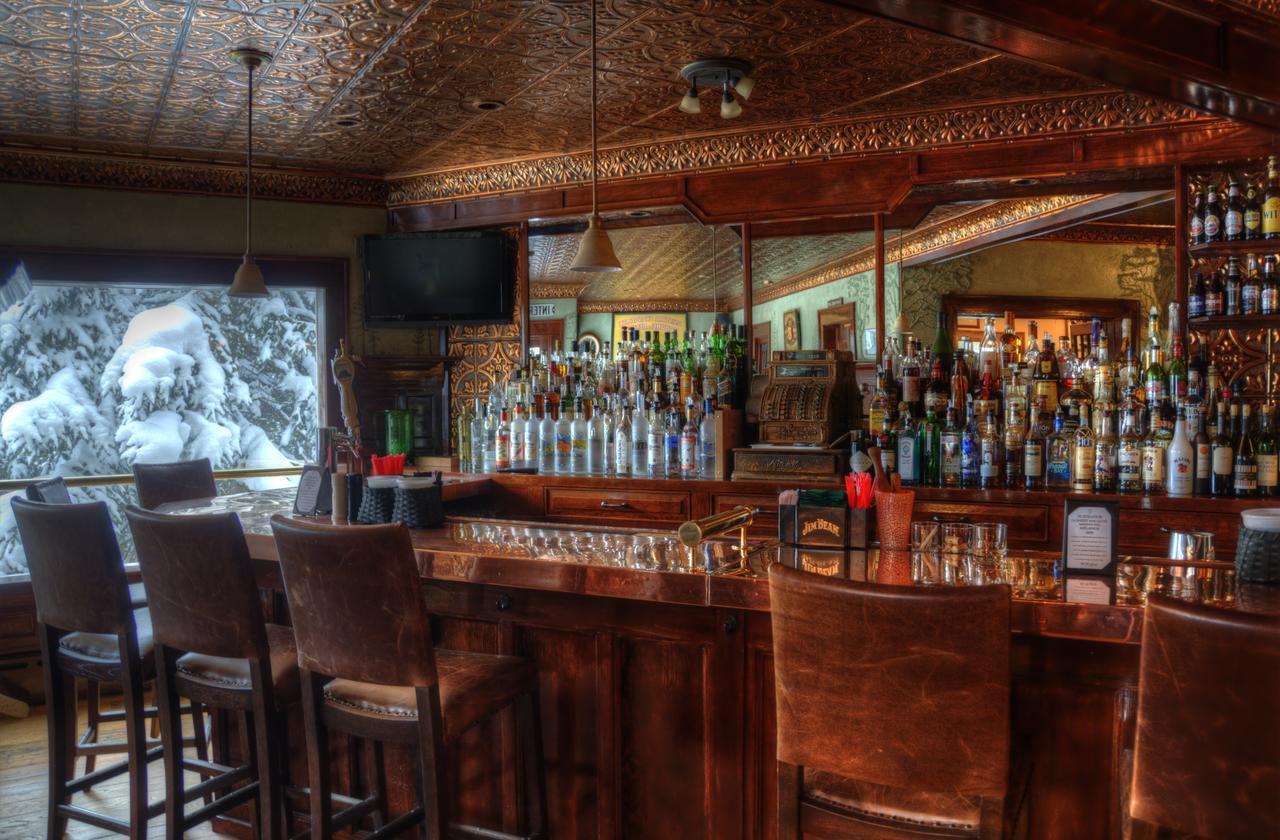 Interlaken Inn And Restaurant Лейк Плесид Екстериор снимка